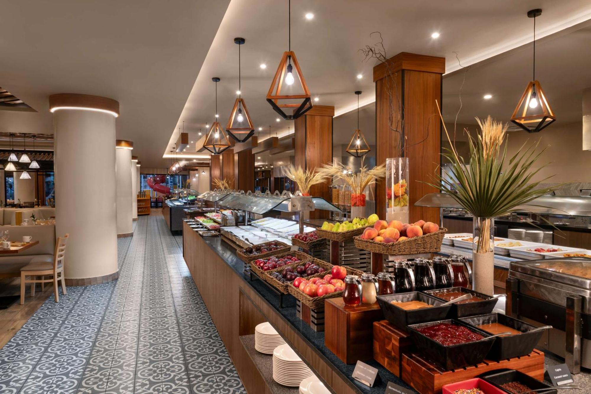 Hilton Cancun Mar Caribe All-Inclusive Resort Bagian luar foto