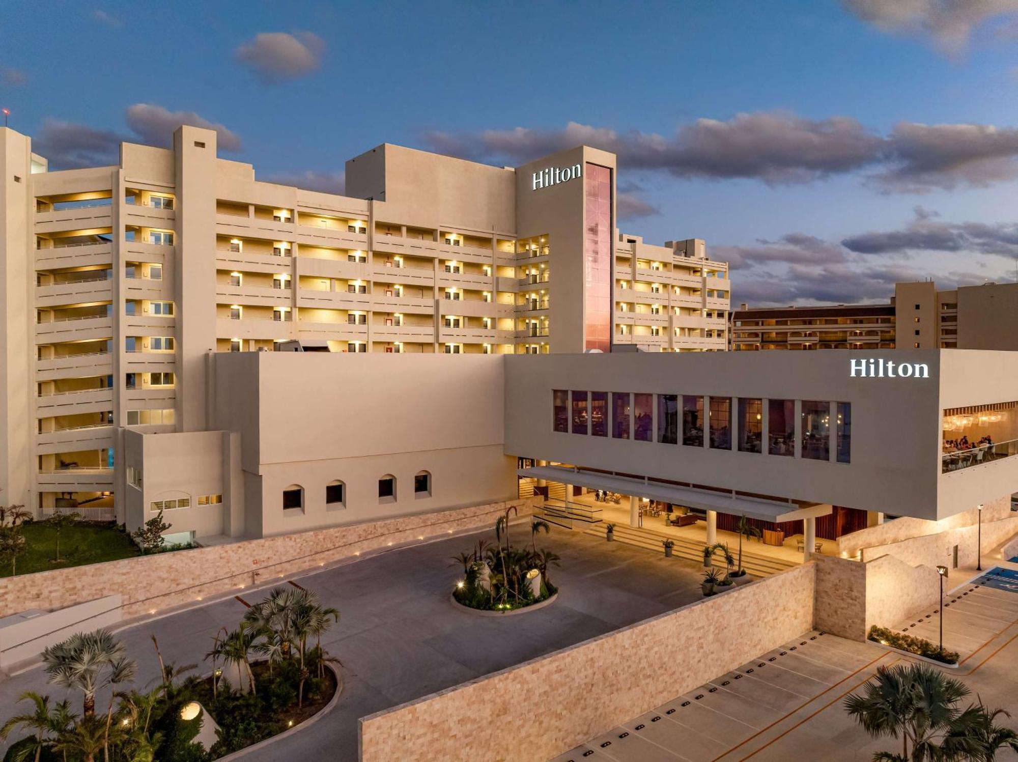 Hilton Cancun Mar Caribe All-Inclusive Resort Bagian luar foto
